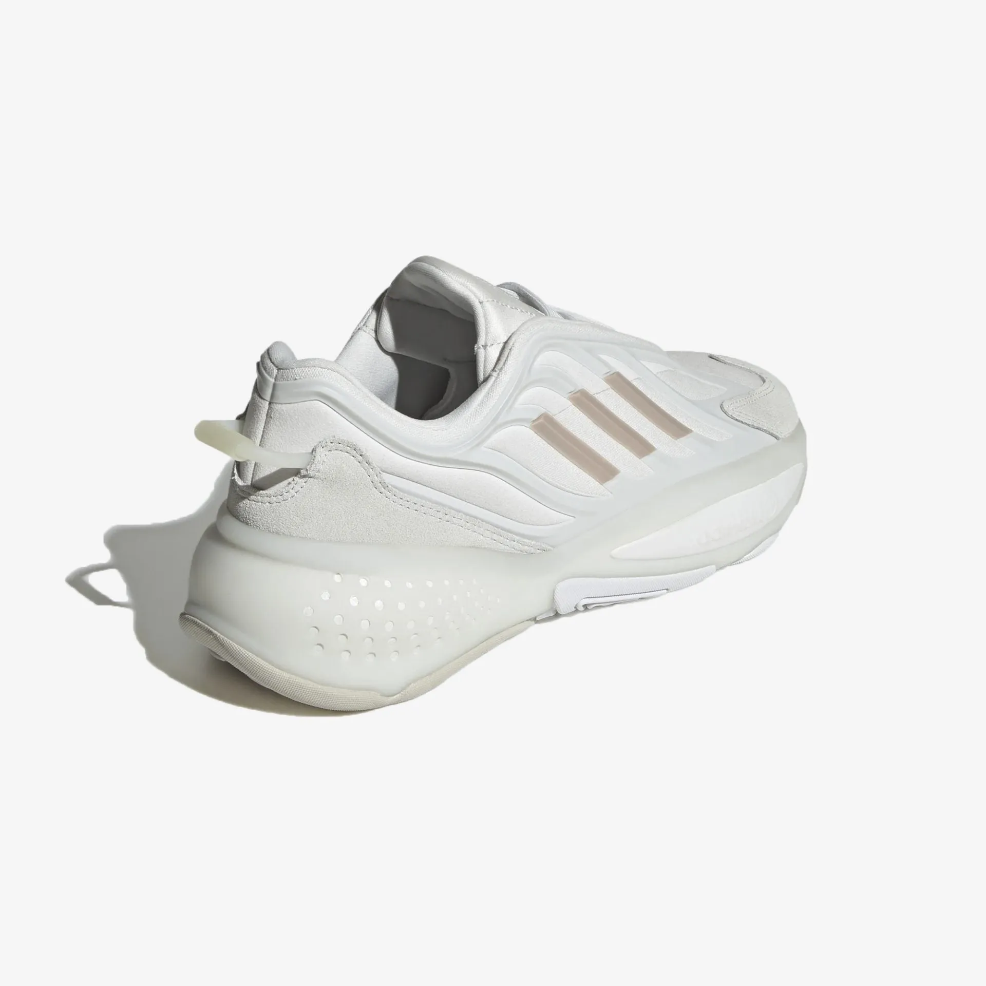 Adidas Originals | OZRAH  { CRYSTAL WHITE / ALUMINIUM