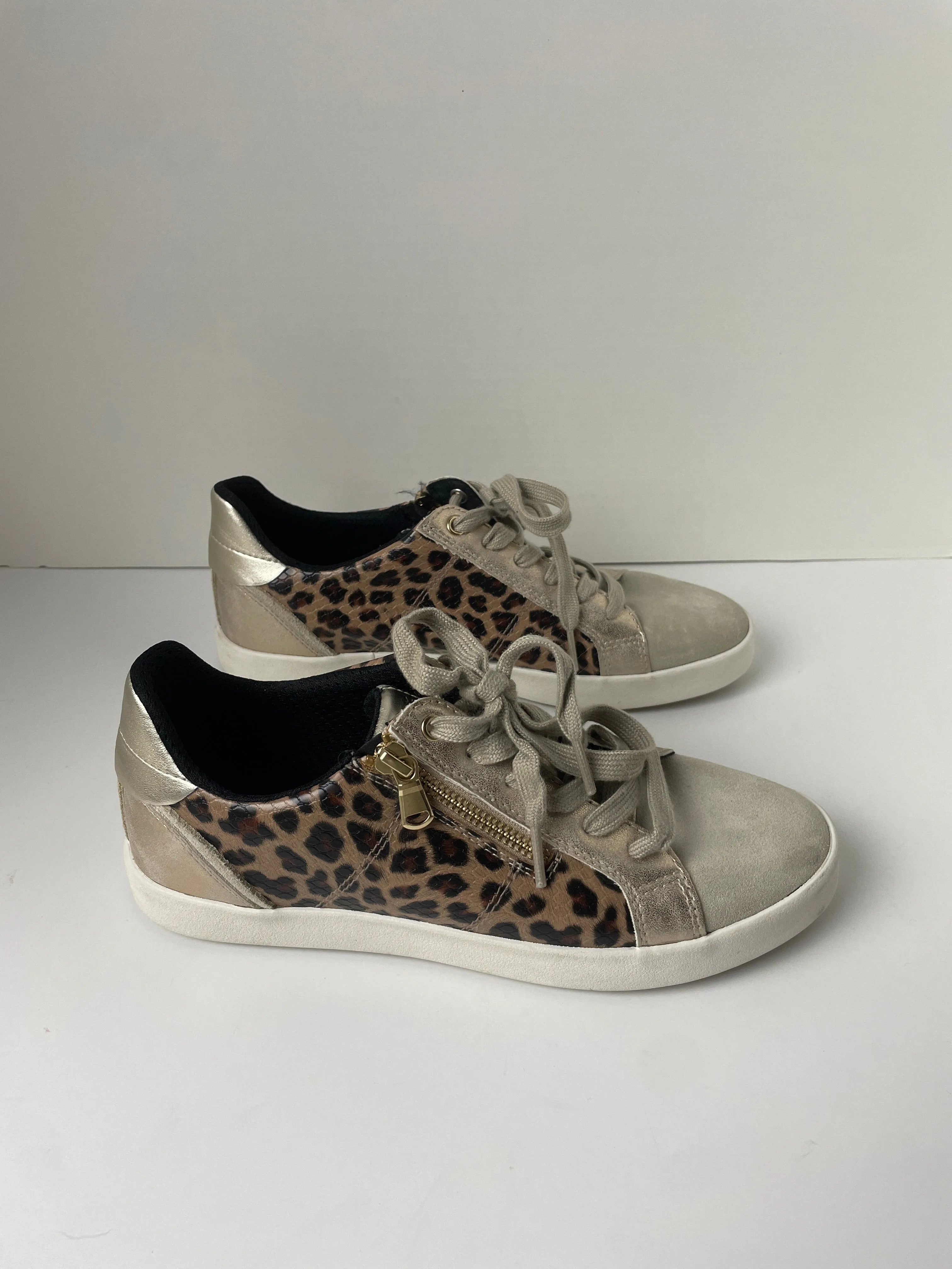 Animal Print Shoes Sneakers Geox Shoes, Size 8