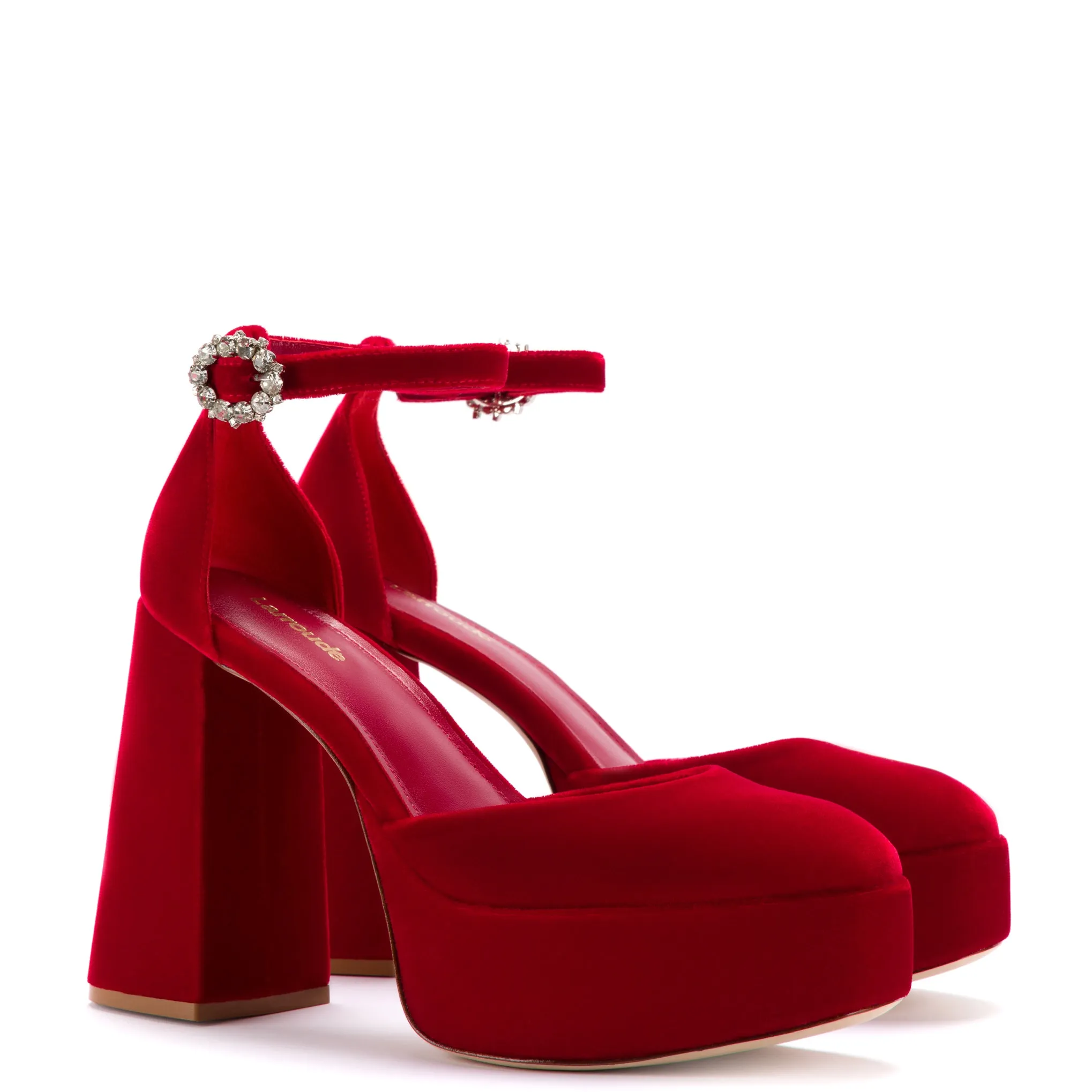 Ari Pump In Rouge Velvet