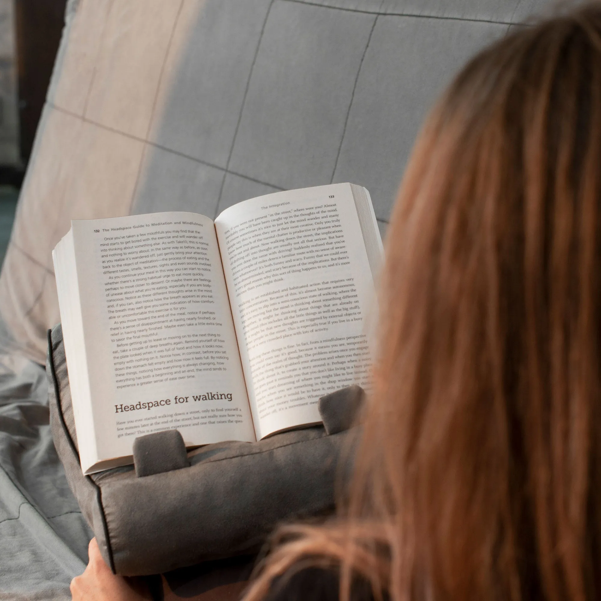 Book Couch - Hands Free Reading Tablet Stand & Book Holder (Roses)