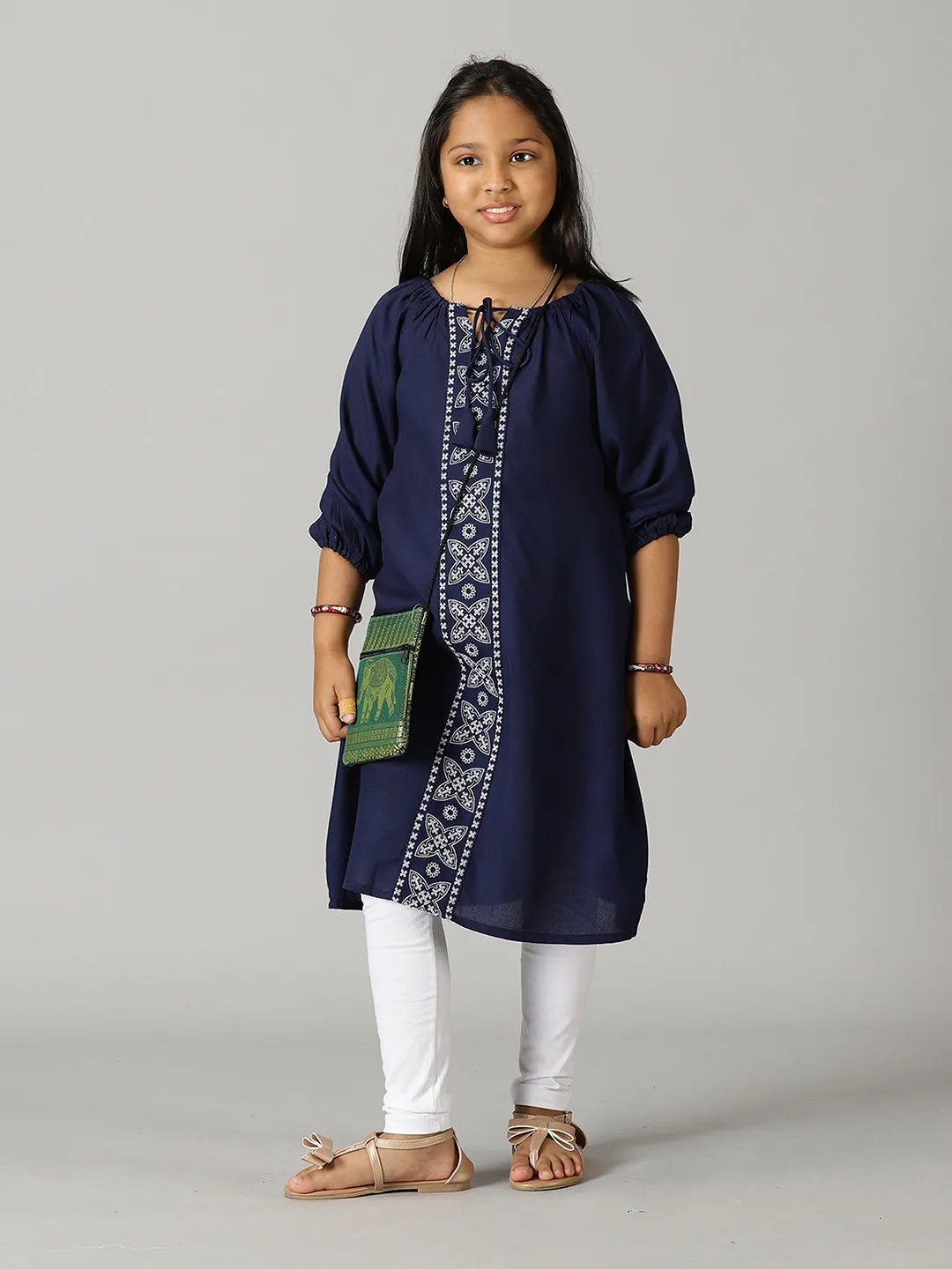 Girls Full Sleeve Neck Tie Up Kurta