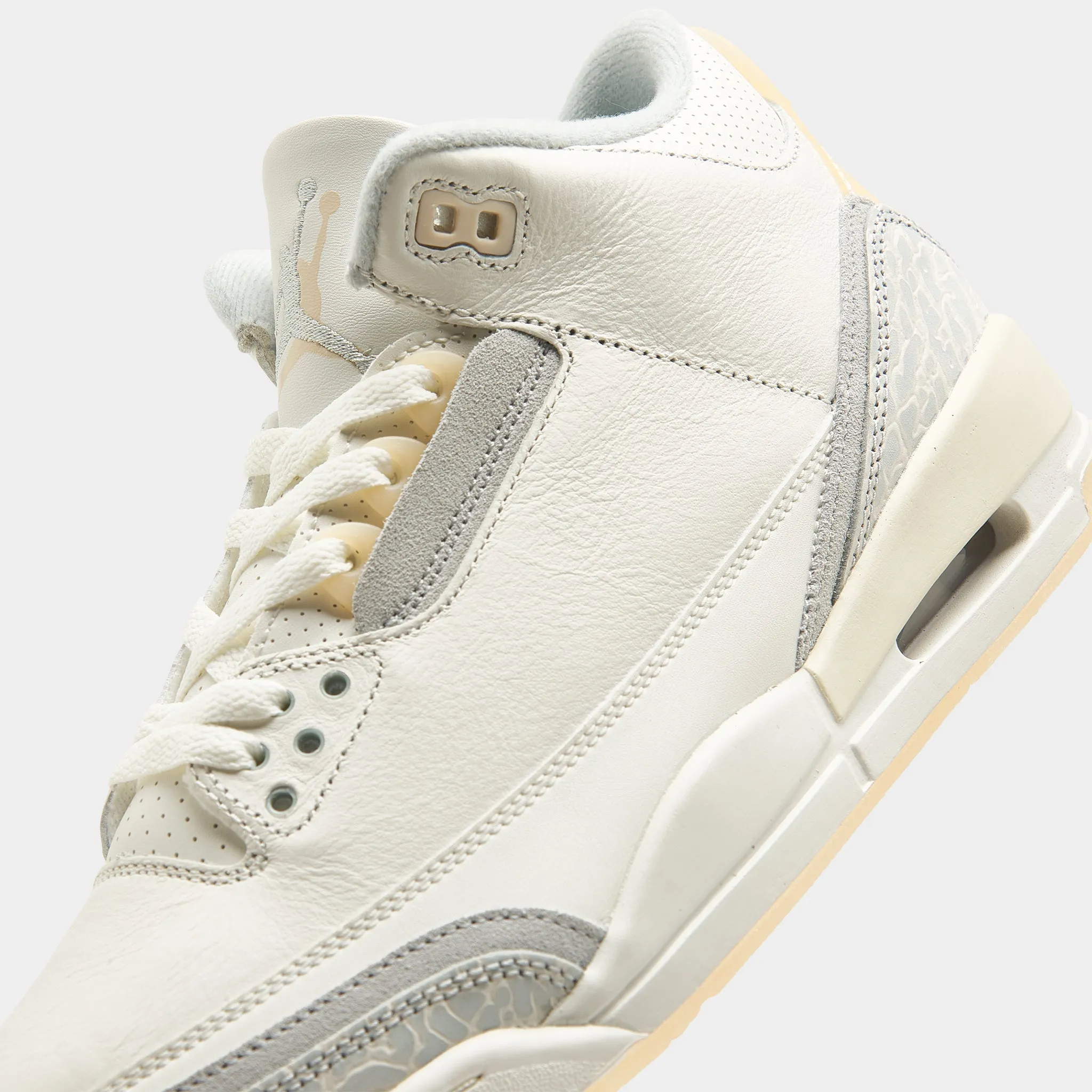 Jordan 3 Retro Craft Ivory / Grey Mist - Cream