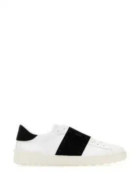 Untitled Rockstud low top sneakers 271201