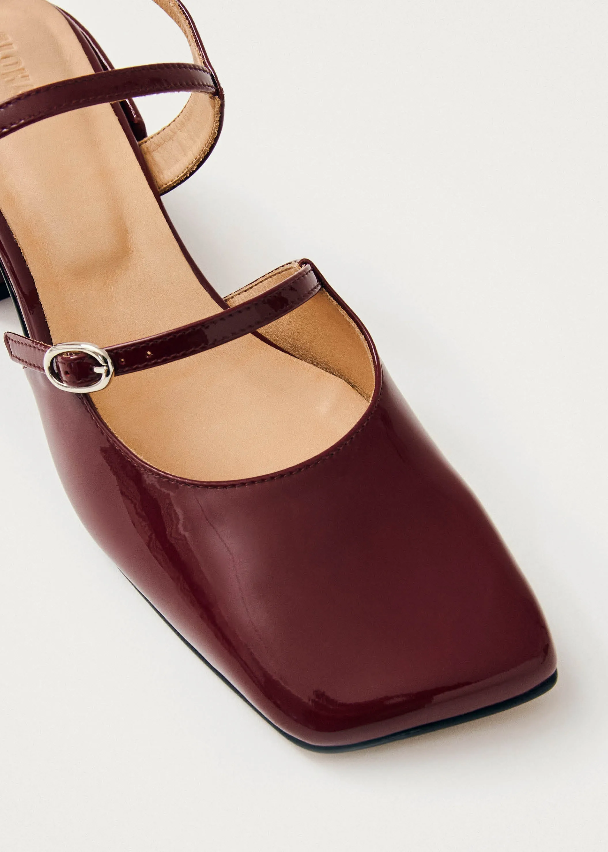 Withnee Onix Burgundy Leather Pumps