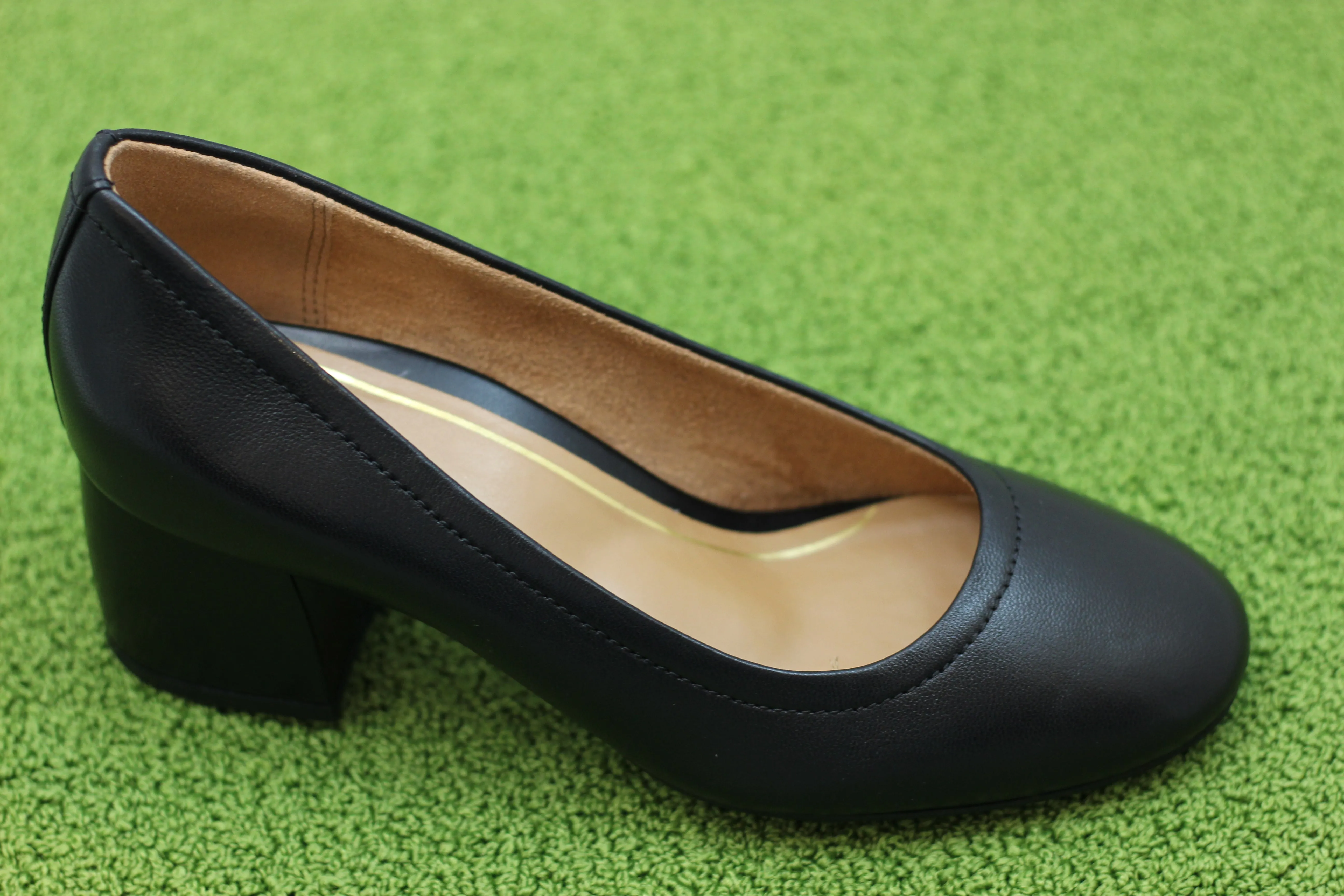 Women's Carmel Pump - Black Leather