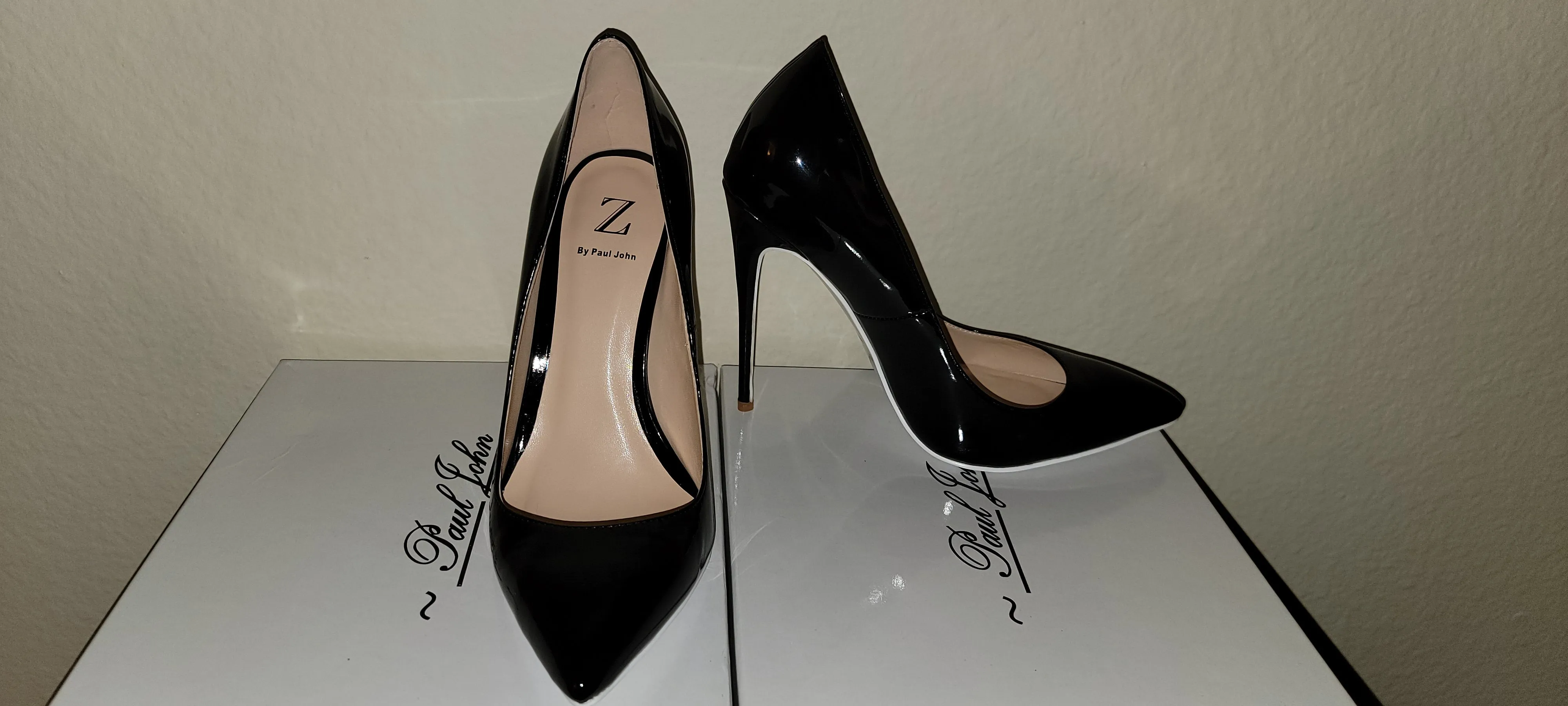 Z by Paul John high heel pumps